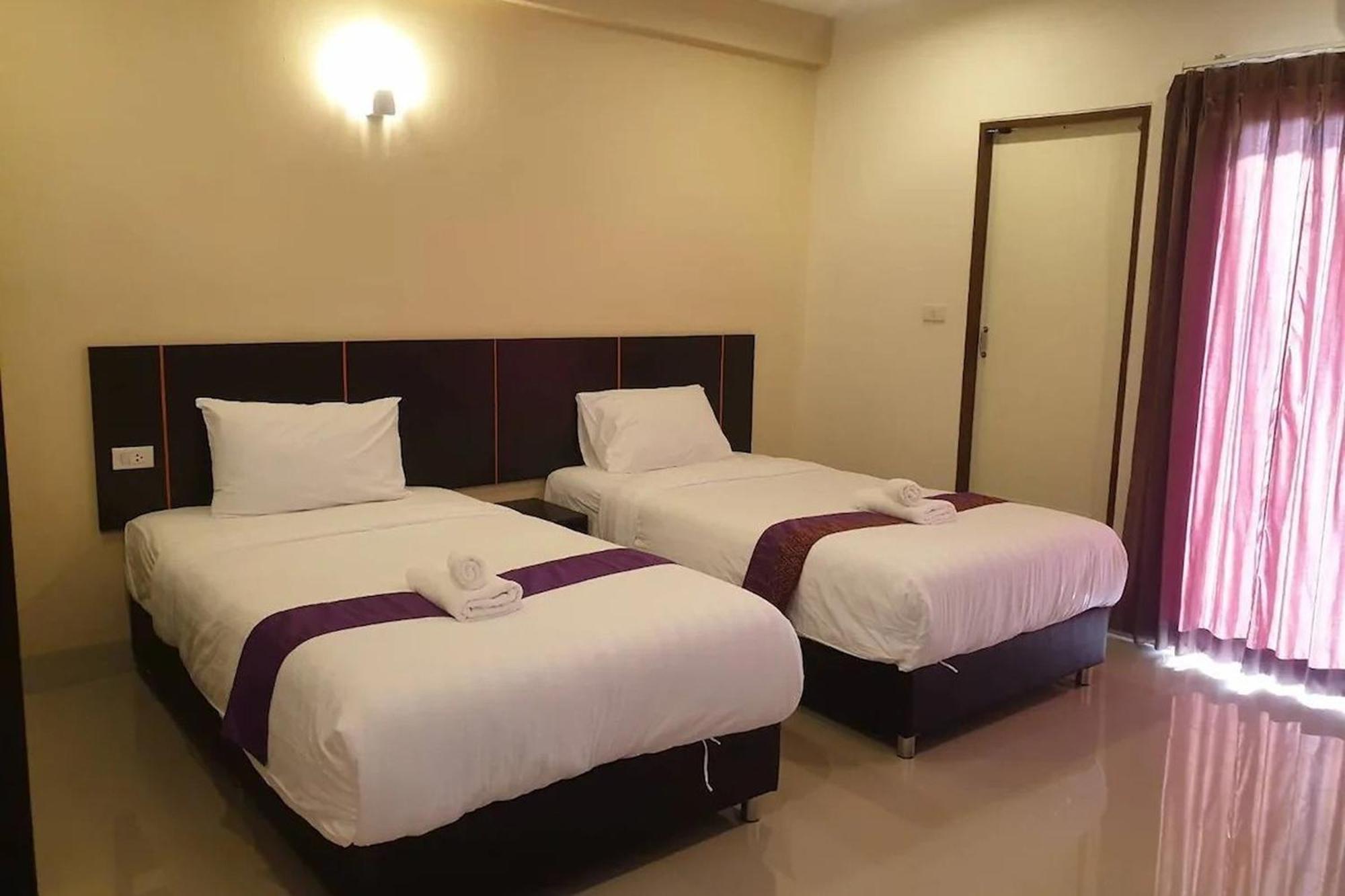 La Viva Hotel Buriram Luaran gambar